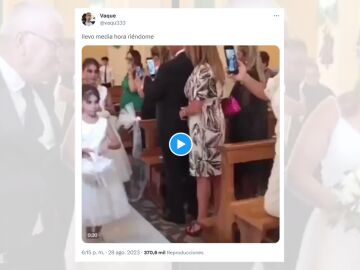 Tuit viral sobre un padre al que se le caen los pantalones mientras lleva a su hija al altar.