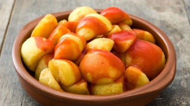 Las terribles patatas bravas de este bar han desatado la ira de todo Twitter
