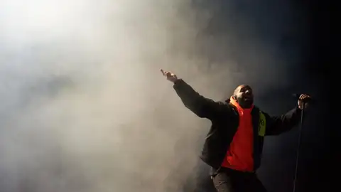 El cantante canadiense Drake durante un concierto, en una fotografía de archivo El cantante canadiense Drake durante un concierto, en una fotografía de archivo