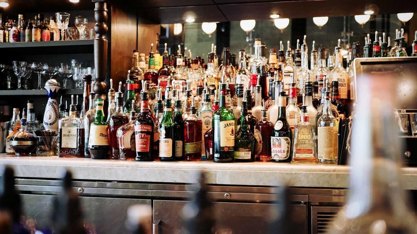 Bar.