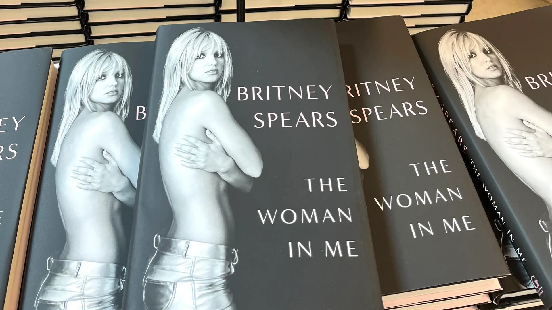 Fotografía de unos ejemplares de las memorias de Britney Spears Fotografía de unos ejemplares de las memorias de Britney Spears