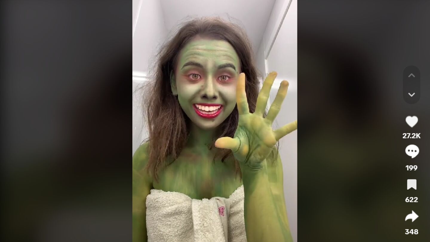 Pantallazo del tiktok de @mariareushuang