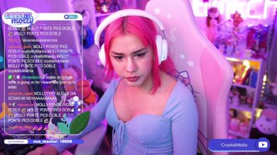 CrystalMolly sufre ataques tránsfobos por parte de otro participante durante el torneo de Fortnite OG de Rubius