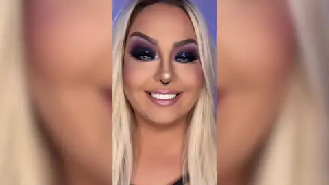 Una tiktoker sin dientes orgullosa de engañar a la gente con sus espectaculares transformaciones Una tiktoker sin dientes orgullosa de engañar a la gente con sus espectaculares transformaciones