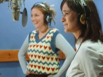Rigoberta Bandini y Julieta Venegas en la grabación de Qué más da