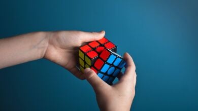 El cubo de Rubik cumple 50 años: 16 curiosidades sobre el juguete más vendido