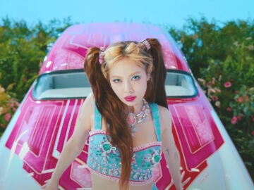HyunA en uno de sus vídeos musicales.