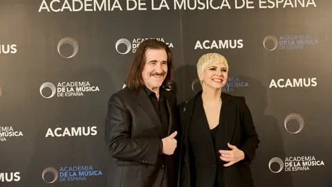 Luis Cobos y Pasión Vega Luis Cobos y Pasión Vega