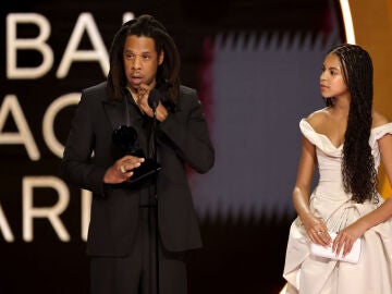 Jay-Z carga contra los Grammy