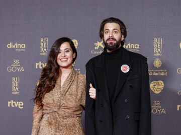 Salvador Sobral junto a Silvia Pérez Cruz en los Premios Goya.