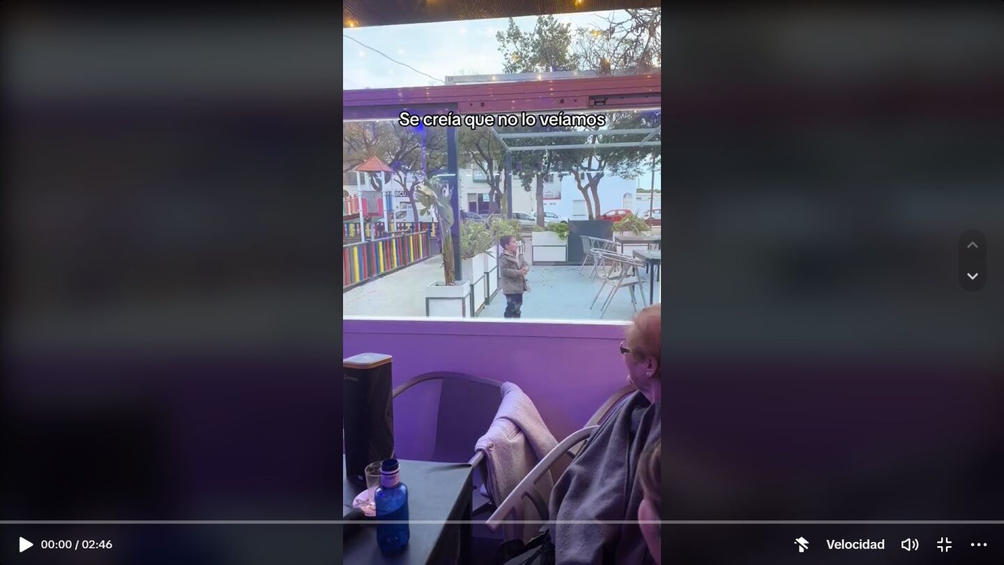 Tiktok ni&ntilde;o peque&ntilde;o bailando