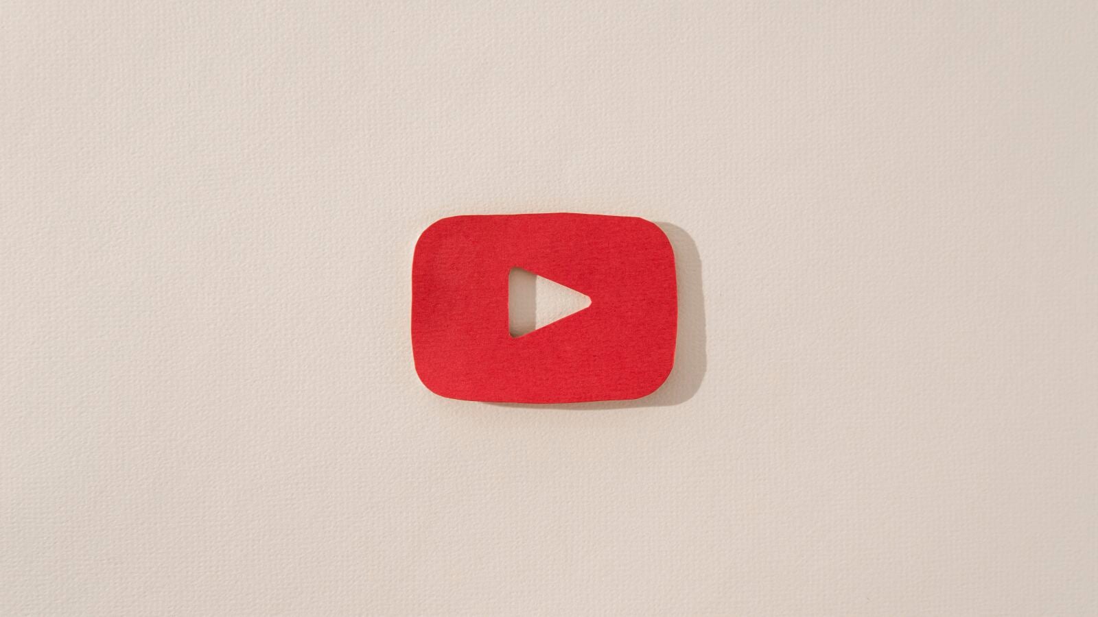 YouTube anuncia una nueva herramienta para identificar deepfakes y combatir el contenido generado por IA