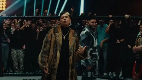 Saiko, Omar Montes e Ilia Topuria en el videoclip de Yo lo soñé Saiko, Omar Montes e Ilia Topuria en el videoclip de Yo lo soñé