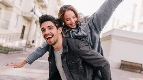 Imagen de una pareja Imagen de una pareja