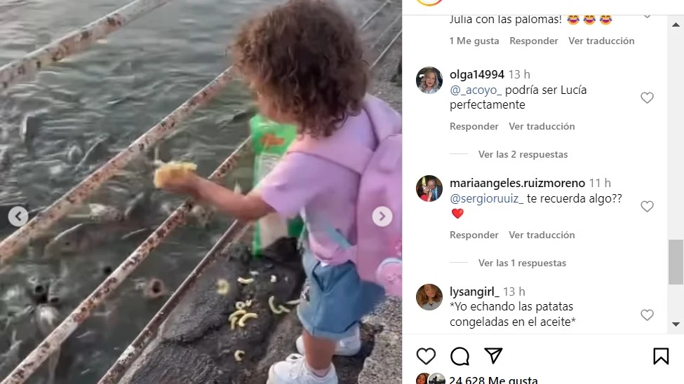 Publicaci&oacute;n Instagram ni&ntilde;a echando gusanitos a los peces