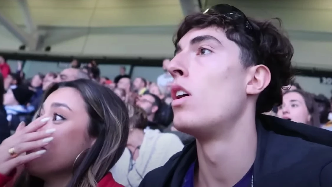 Plex y Marta D&iacute;az viendo la final de la Champions