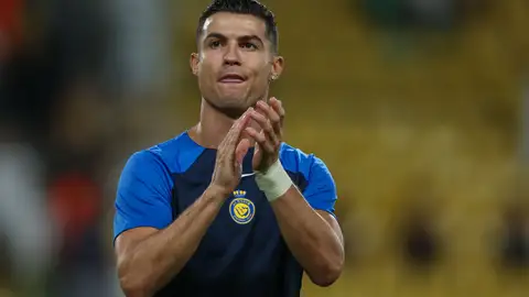 Cristiano Ronaldo aplaudiendo Cristiano Ronaldo aplaudiendo