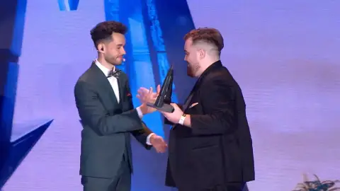 Imagen de TheGrefg e Ibai en los ESLAND Imagen de TheGrefg e Ibai en los ESLAND