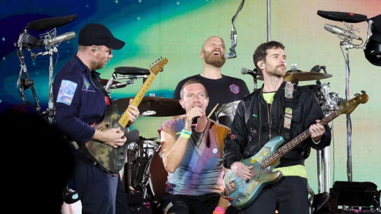 Coldplay durante un concierto