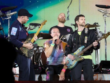 Coldplay durante un concierto