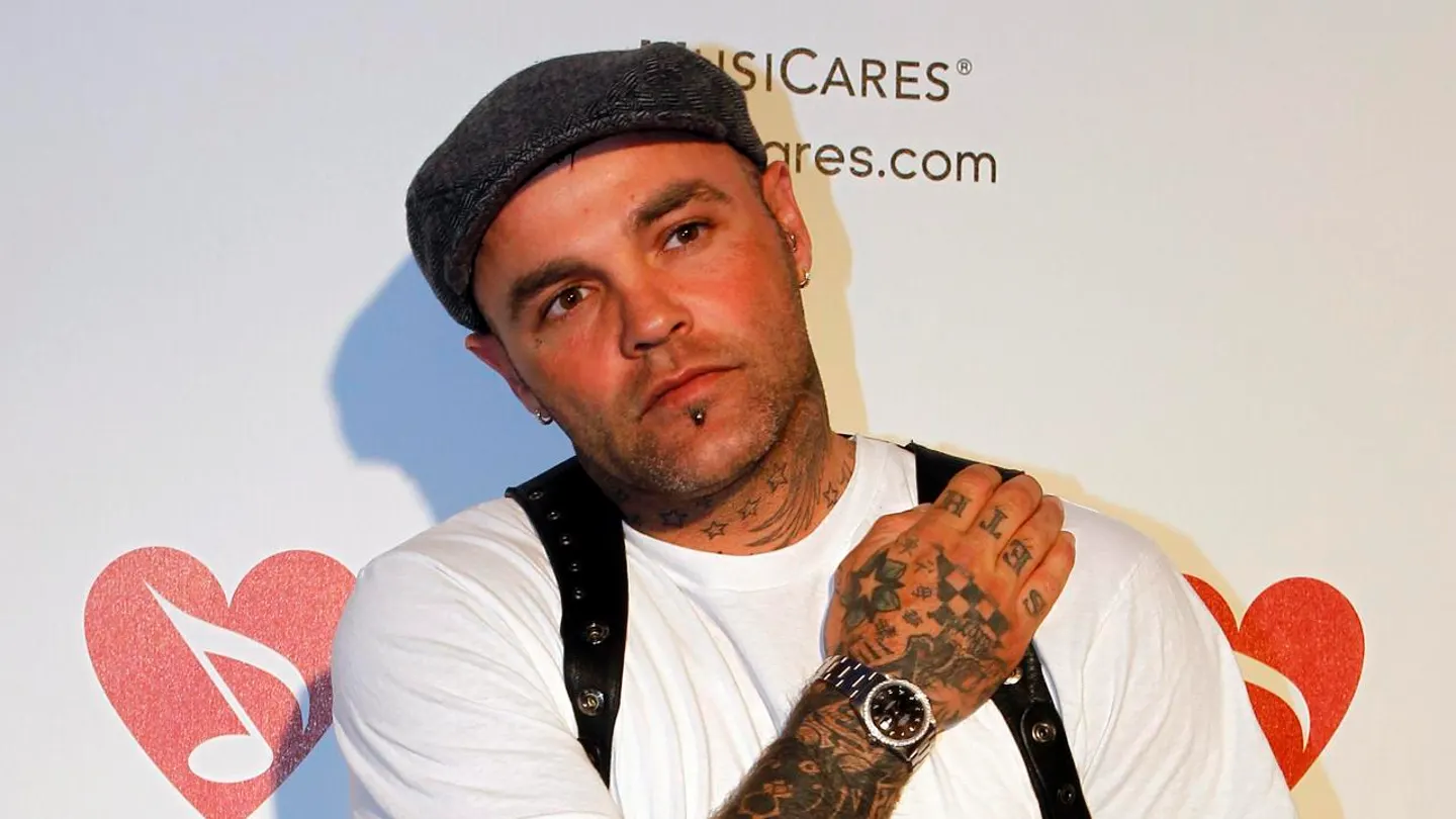 Foto de archivo del cantante de Crazy Town, Shifty Shellshock Foto de archivo del cantante de Crazy Town, Shifty Shellshock