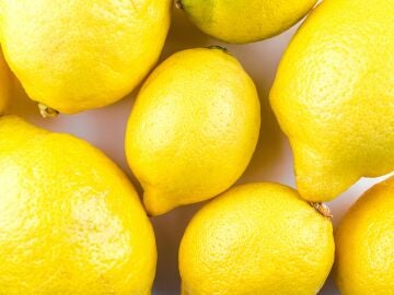Imagen de unos limones