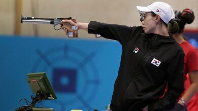Quién es Kim Yeji: la campeona de tiro que ha causado furor en las redes durante los Juegos Olímpicos de París