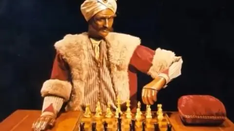 El robot en cuestión. El robot en cuestión.