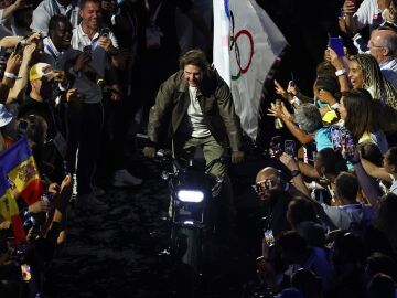 Tom Cruise en la clausura de los Juegos Ol&iacute;mpicos