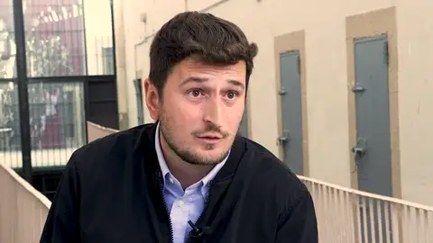 Álvaro Casares habla de su paso por Temporada de caza Álvaro Casares habla de su paso por Temporada de caza