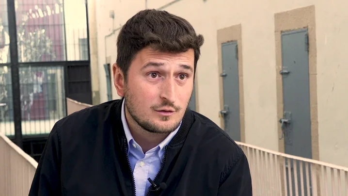Álvaro Casares habla de su paso por Temporada de caza Álvaro Casares habla de su paso por Temporada de caza