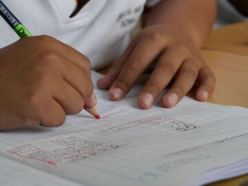 Ni&ntilde;o en el colegio.