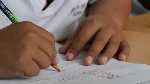 Niño en el colegio. Niño en el colegio.