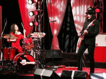 Imagen de archivo de The White Stripes en 2005