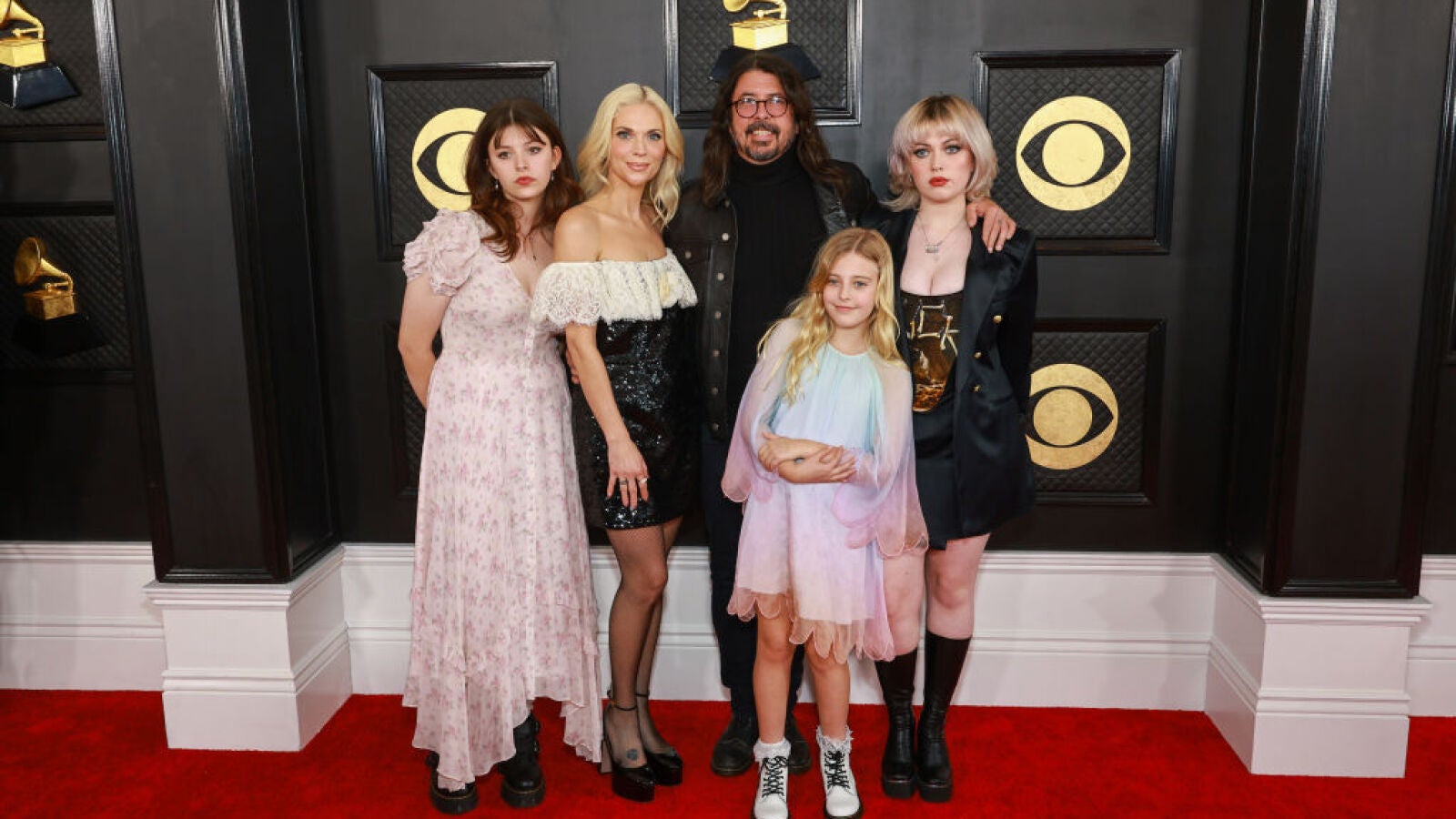  Dave Grohl, líder de Foo Fighters, confiesa que ha tenido una hija fuera de su matrimonio