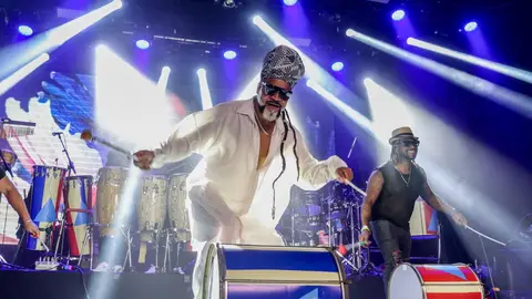 El cantante Carlinhos Brown, durante su actuación en La Riviera El cantante Carlinhos Brown, durante su actuación en La Riviera