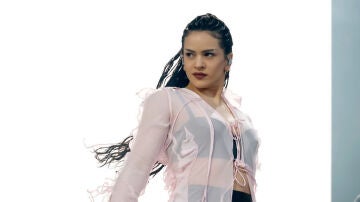 Rosal&iacute;a durante su actuaci&oacute;n en 2023 en Coachella