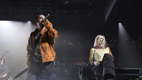 Mike Shinoda y Emily Armstrong durante el concierto de Linkin Park en Nueva York Mike Shinoda y Emily Armstrong durante el concierto de Linkin Park en Nueva York