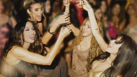 Imagen de portada de Soltera de Shakira Imagen de portada de Soltera de Shakira