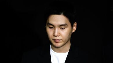 Suga de BTS es multado con 10.300 euros por conducir un patinete borracho