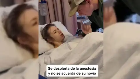 Despierta de la anestesia y no recuerda a su novio: la surrealista reacción de una chica arrasa en redes Captura del tiktok.com/@ceciarmy donde enseña la surrealista reacción de una chica al despertar de la anestesia arrasa en redes