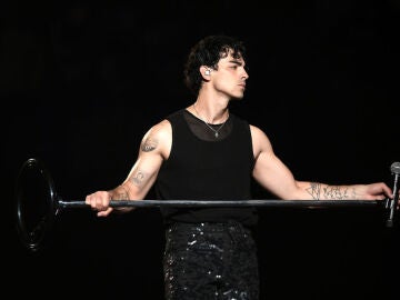 Joe Jonas en un concierto en 2023