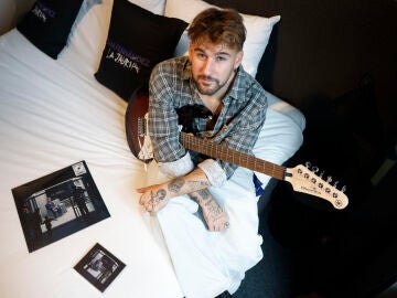 Dani Fern&aacute;ndez lanza su tercer disco, La Jaur&iacute;a