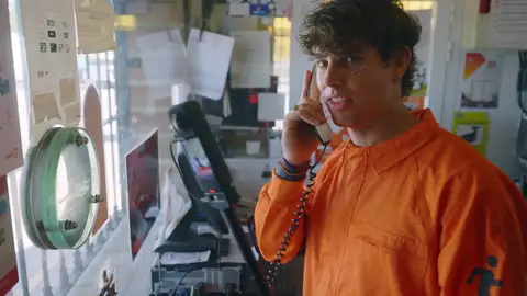 Gakian llama a Mike Fajardo para hacerle perder tiempo Gakian llama a Mike Fajardo para hacerle perder tiempo