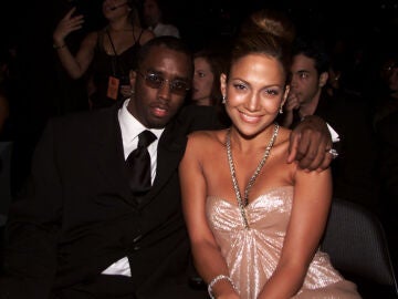 Jennifer Lopez y Sean Combs en el a&ntilde;o 2000