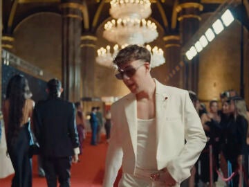 Imagen de Quevedo en el videoclip de Duro