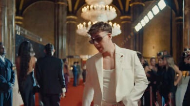 Quevedo pospone el lanzamiento de su nuevo disco para mostrar solidaridad por las víctimas de la DANA