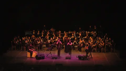 Rozalén junto a la Sinfónica de la UCLM en Cuenca Rozalén junto a la Sinfónica de la UCLM en Cuenca