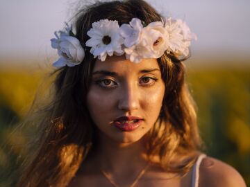 Corona de flores.