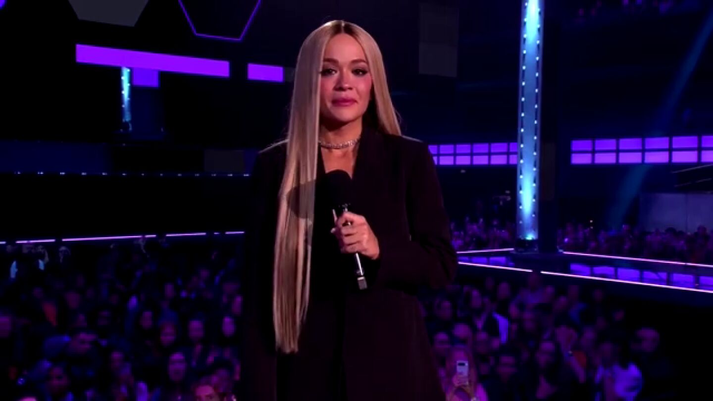 Rita Ora homenajea entre l&aacute;grimas a Liam Payne en los MTV EMAs 2024